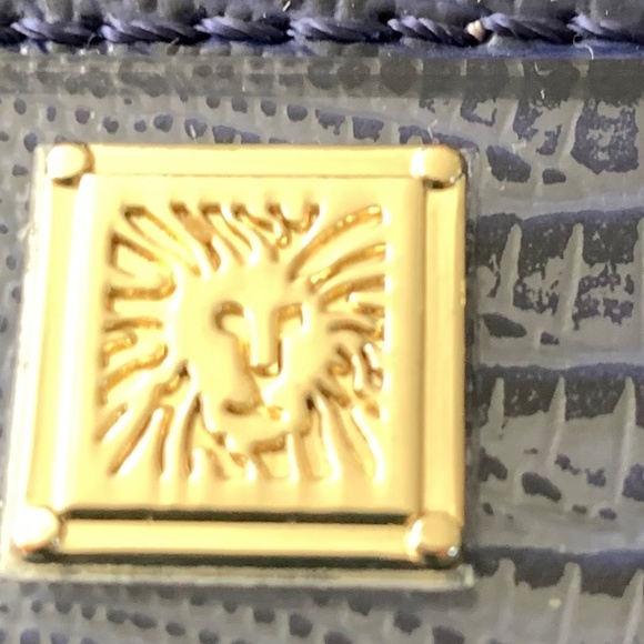 Anne Klein - Picture 7 of 15